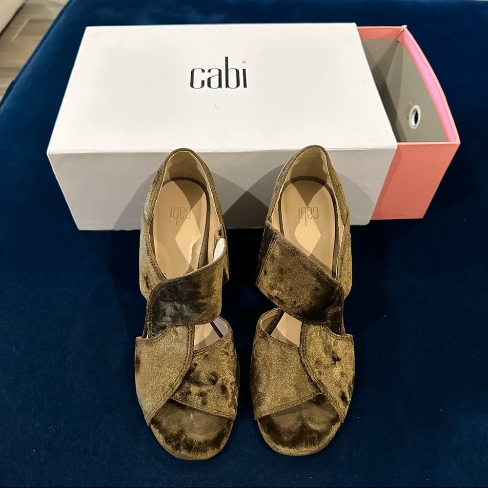 Cabi heels, green velvet